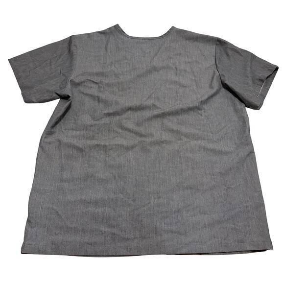 EUC Figs men’s gray scrub top sz M front pocket nurse attire workwear gently usd - Picture 8 of 13